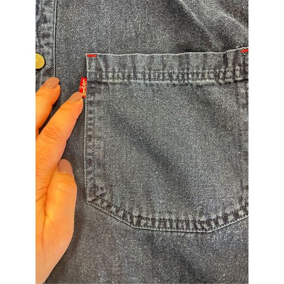 Vintage Levi’s Darker Blue Denim Button Up Shirt sz M EUC - Picture 4 of 7